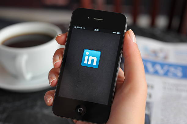 Make $5,000 Monthly on LinkedIn from Anywhere in the World (2025/2026)